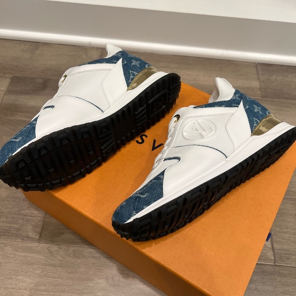 Louis Vuitton Run Away Sneakers *NEW, NEVER WORN* - Picture 6 of 15